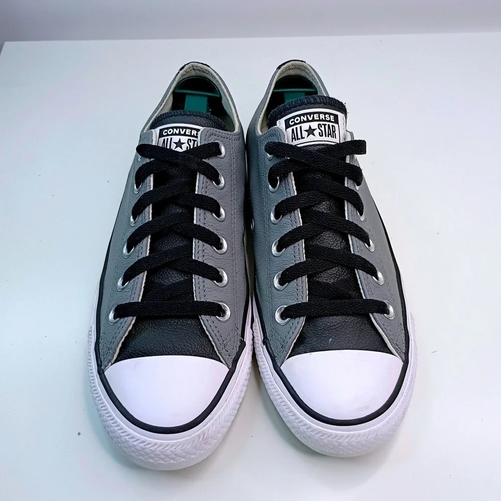 Converse Chuck Taylor All Star Low Top Grey Black Leather‎ Sneakers Womens 8.5
